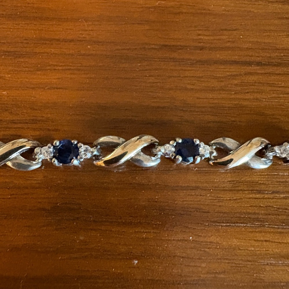 Two toned sapphire bracelet